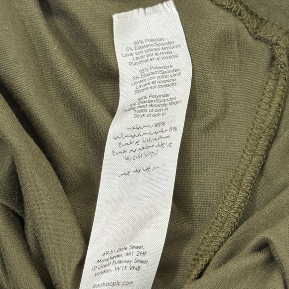 PrettyLittleThing Asym Hem Top | Size 4 🔥CLEAR THE CLOSET - Picture 6 of 6